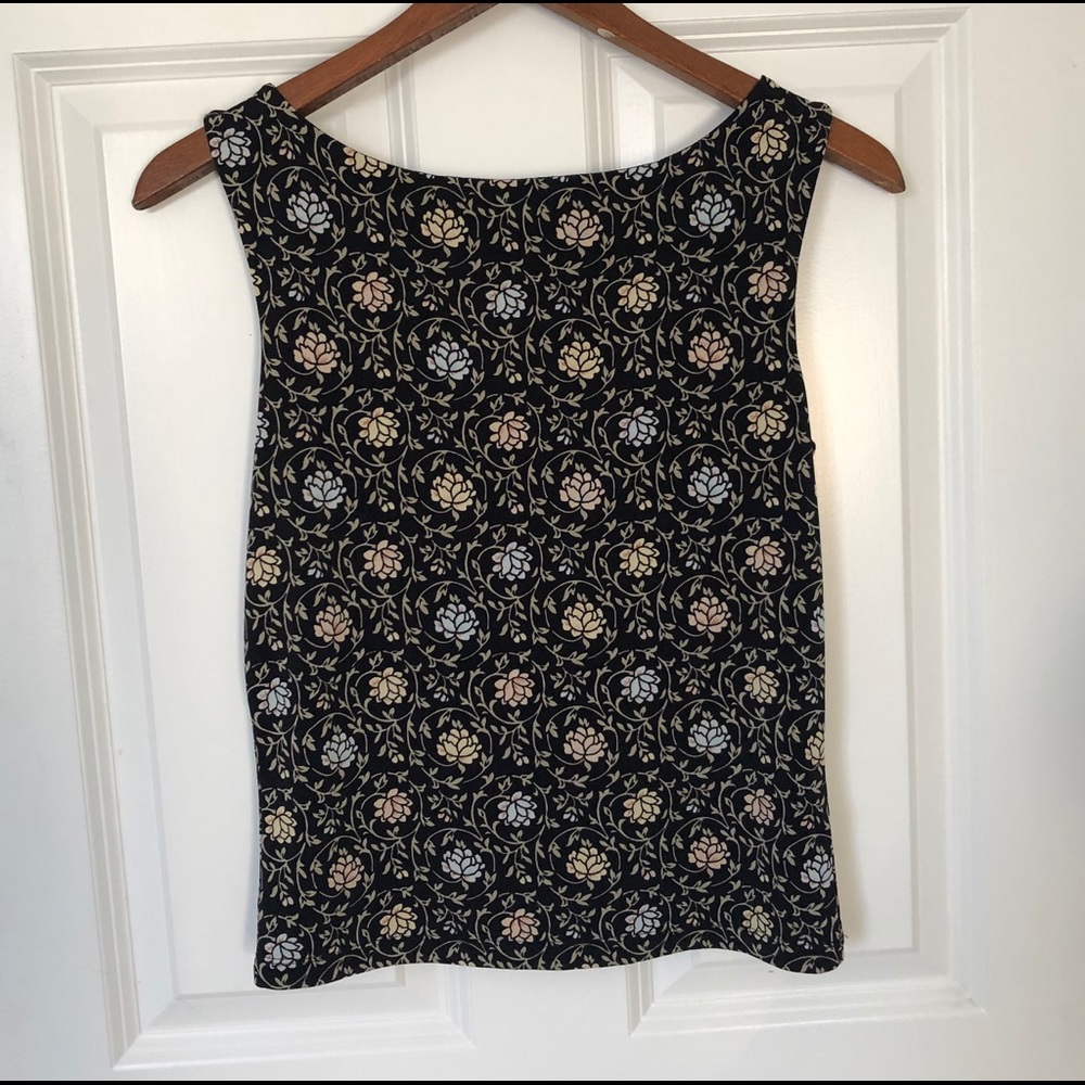 The Limited Tank Top 🛍